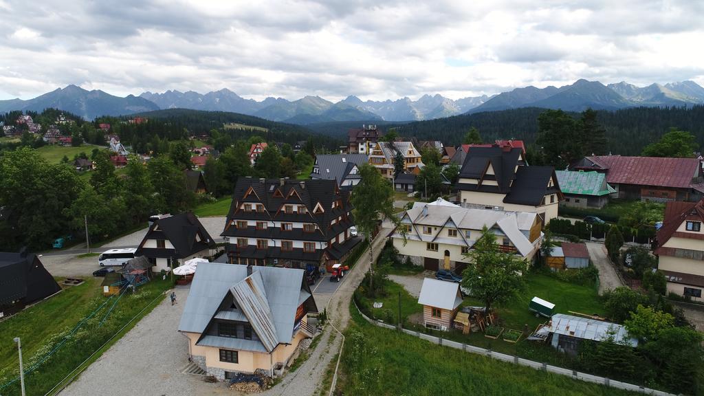 Pensjonat&Restauracja-Pizzeria Zbójecki Dwór - 15 minut pieszo do term, tel 604-865-566 Bukowina Tatrzańska Exterior foto